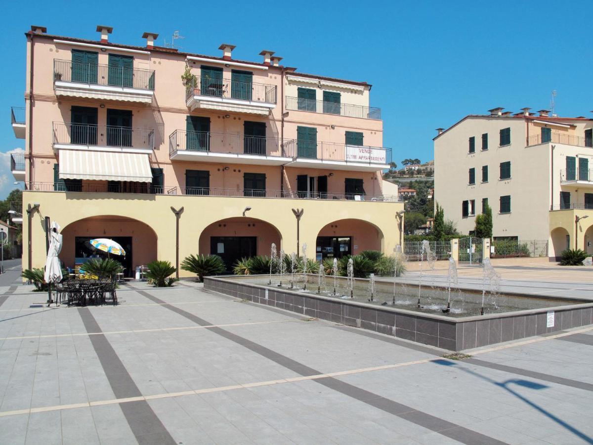 Apartment Cala Azzurra - Imp312 By Interhome Imperia Eksteriør bilde