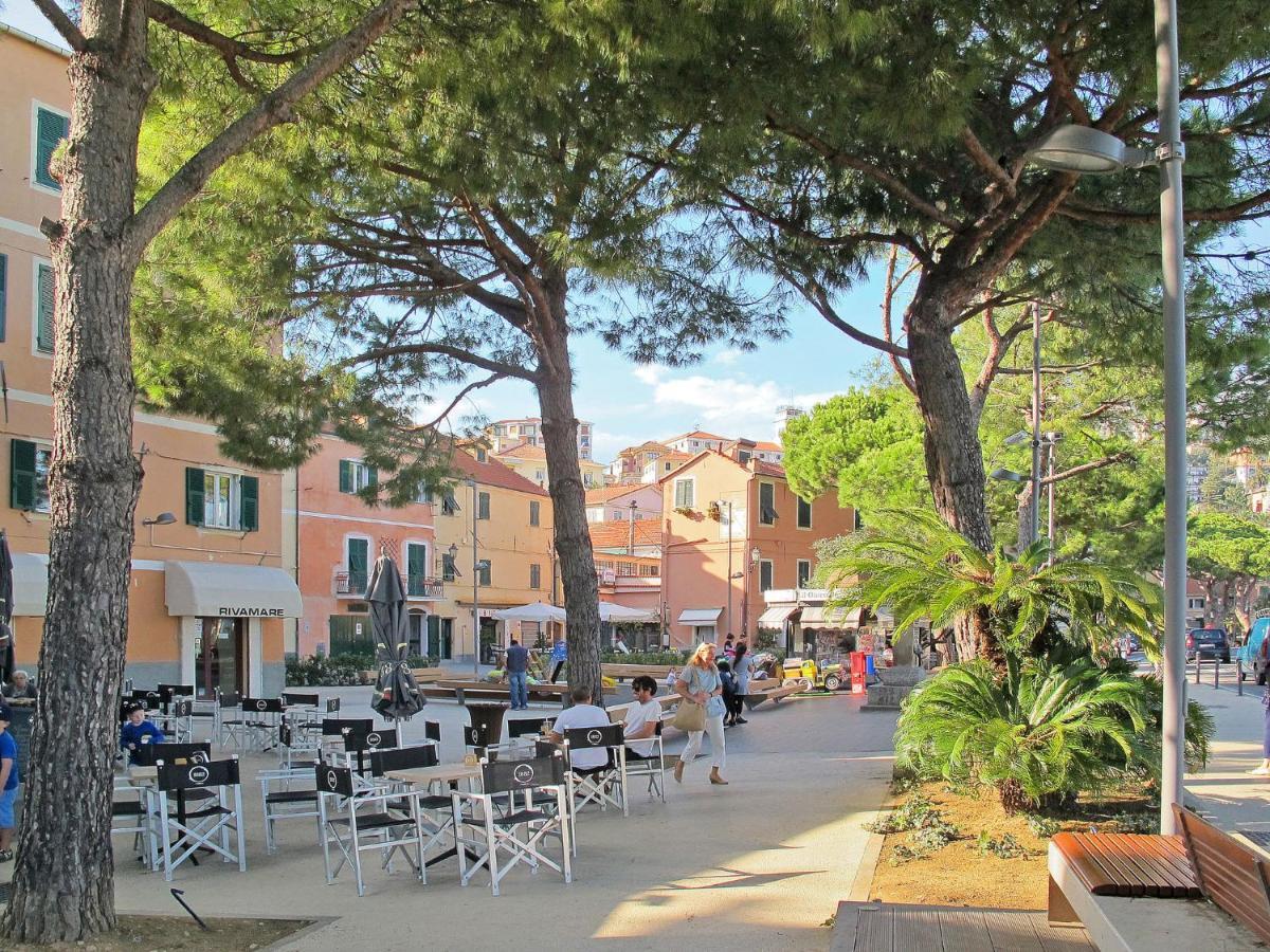 Apartment Cala Azzurra - Imp312 By Interhome Imperia Eksteriør bilde