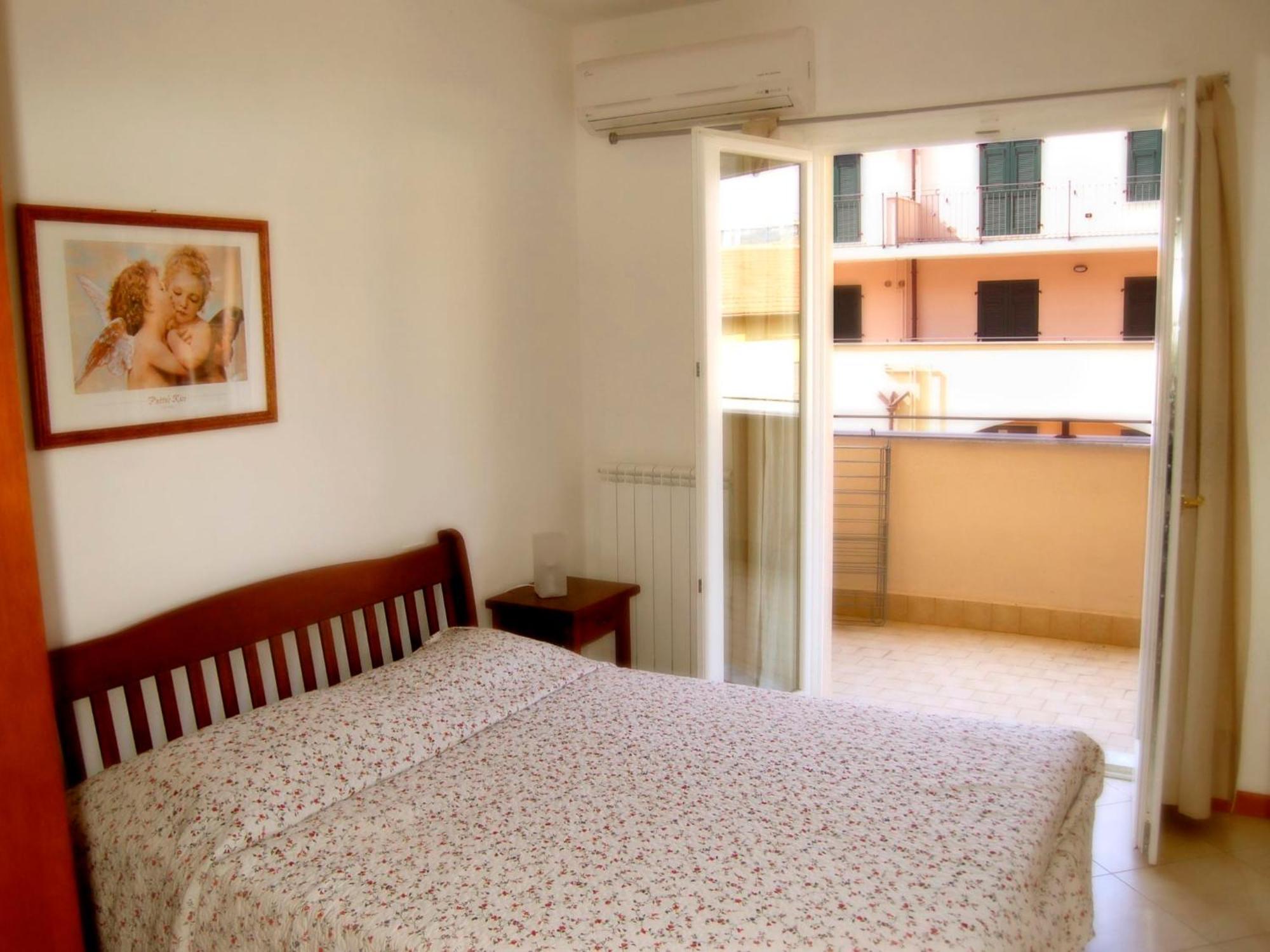 Apartment Cala Azzurra - Imp312 By Interhome Imperia Eksteriør bilde